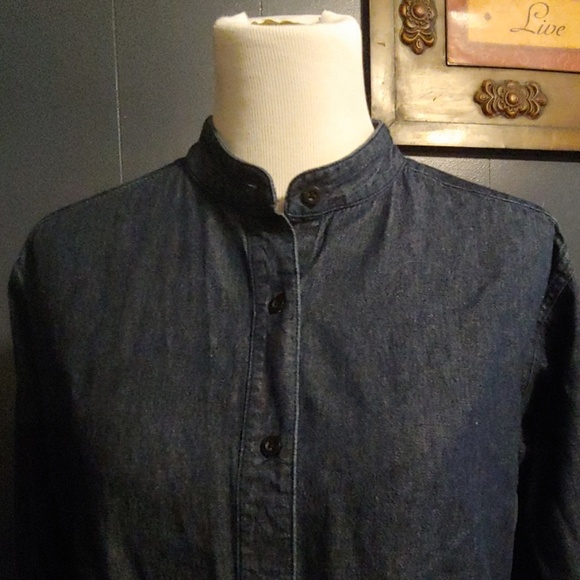 Dark chambray/denim shirt with reversible collar - Picture 5 of 8